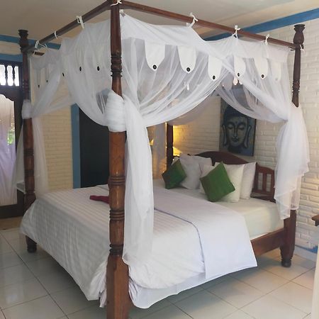 Puri Oka Beach Bungalows Candi Dasa  Luaran gambar
