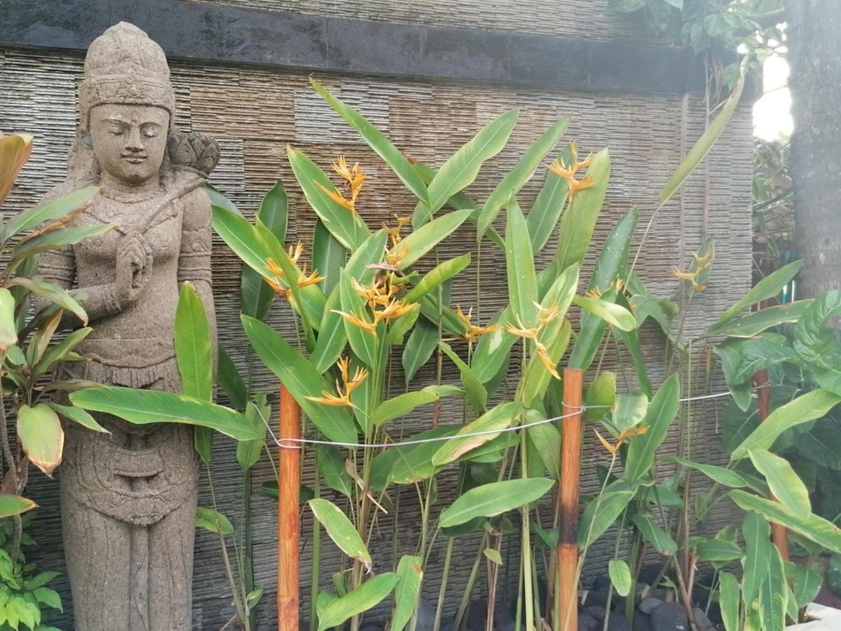 Puri Oka Beach Bungalows Candi Dasa  Luaran gambar